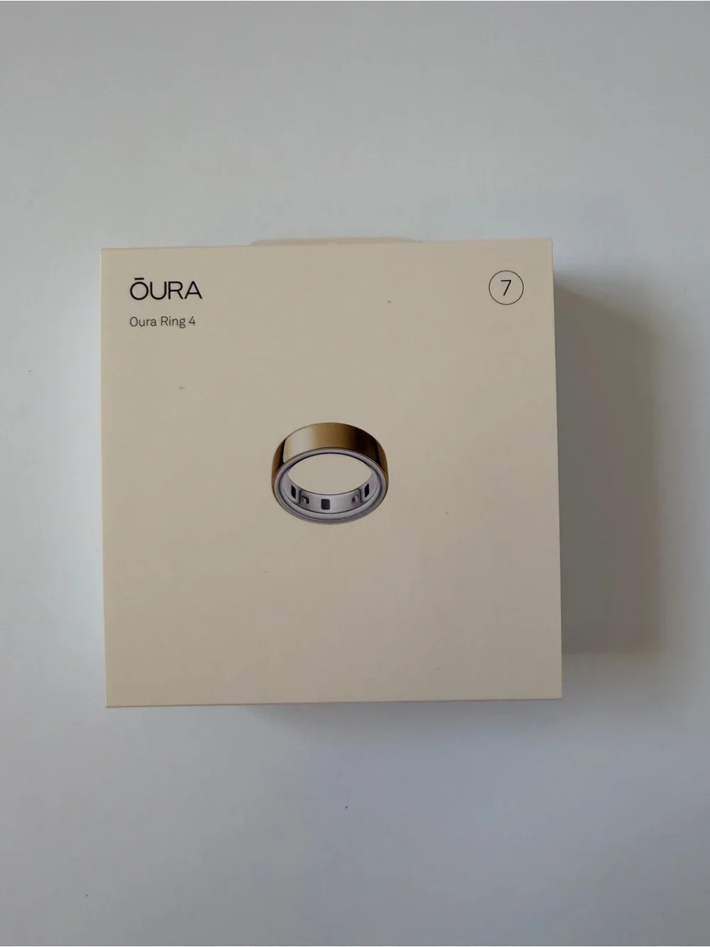 Brand New Oura Ring 4 Gold Size 7 – Unopened Sealed Box